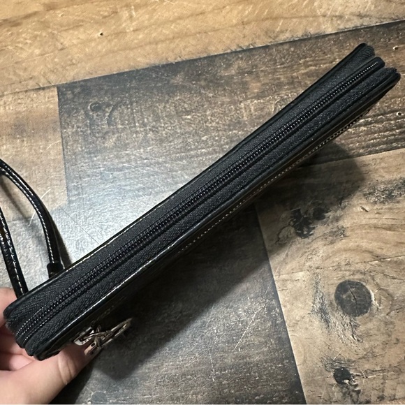 Coach Signature Jacquard Continental Wallet - Picture 5 of 7